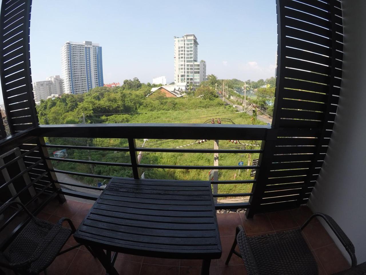 French Connection Hotel Pattaya Zimmer foto